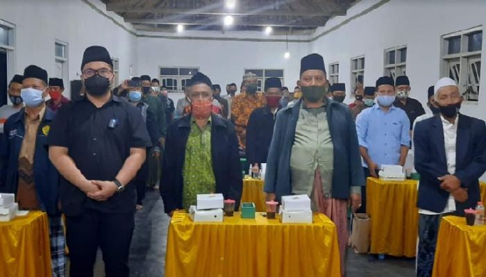 Kiai Kampung Deklarasi Dukung Dhito - Dewi di Pesantren Salafiyah Kapu