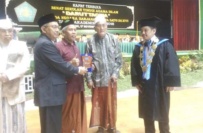 Wisuda ke XVI, STAI Daruttaqwa Gresik Luluskan 157 Mahasiswa