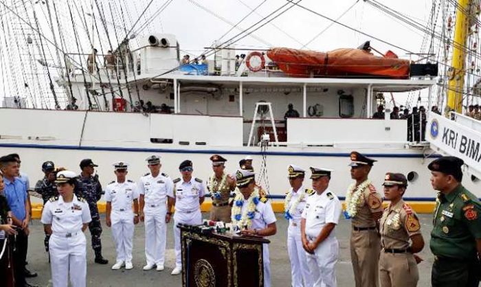 Kedatangan KRI Bimasuci Disambut Hangat di Manila