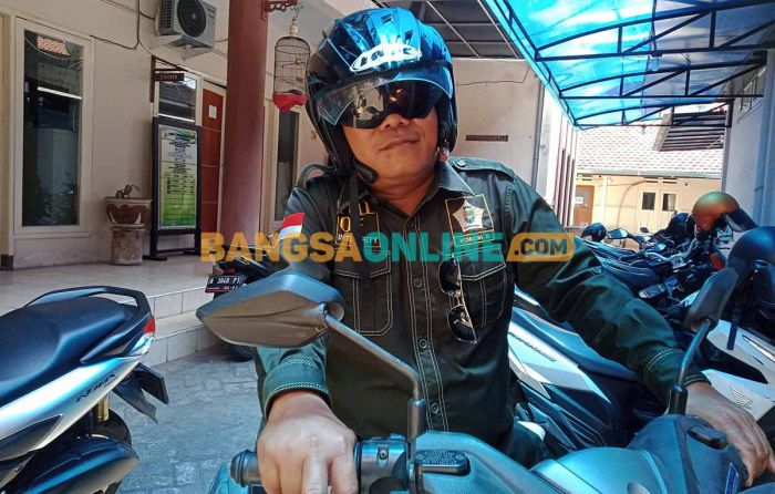 Anggota DPRD Kota Probolinggo ini Tetap Gunakan Motor saat Kunker, Siapa Dia?