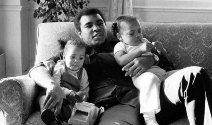 Warga Amerika Kulit Putih Rasialis, Inilah Alasan Muhammad Ali Masuk Islam 