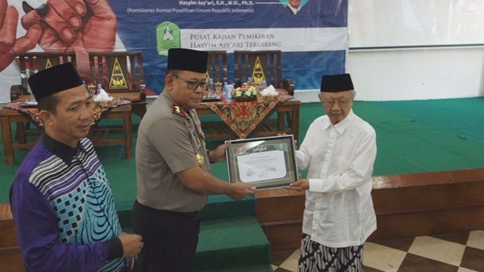 Hadiri Seminar di Tebuireng, Kapolda Jatim: Ulama Peredam Perpecahbelahan Bangsa 