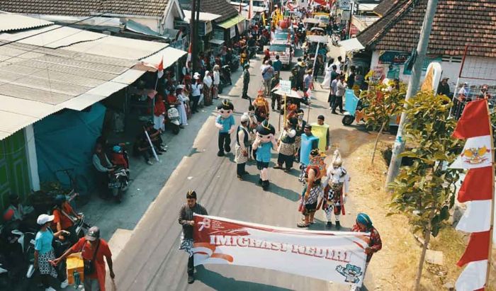 Kantor Imigrasi Kediri Ikut Ramaikan Karnaval Grogol