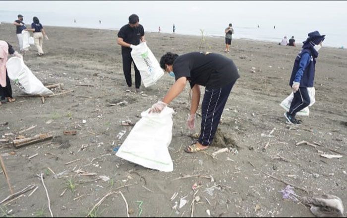 Peringati HPSN 2022, KFC Indonesia Gelar Bersih-Bersih Pantai dan Laut di 10 Provinsi