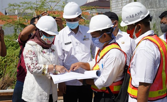 Ciptakan Destinasi Wisata, Ning Ita Tinjau Pembangunan Pemandian Sekarsari