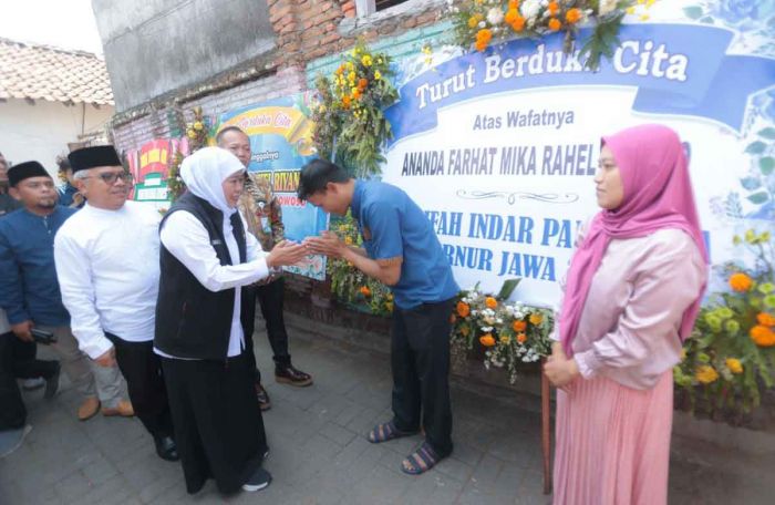 Gubernur Khofifah Takziah ke Farhat Mika Rahel Riyanto, Atlet Tinju yang Gugur saat Porprov Jatim