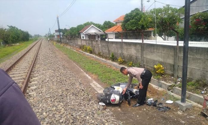 Gadis Cantik Tertabrak Kereta Api di Candi Sidoarjo, Selamat