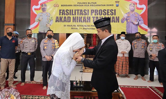 Haru, Tahanan Kasus Narkoba Menikah di Masjid Mapolres Blitar