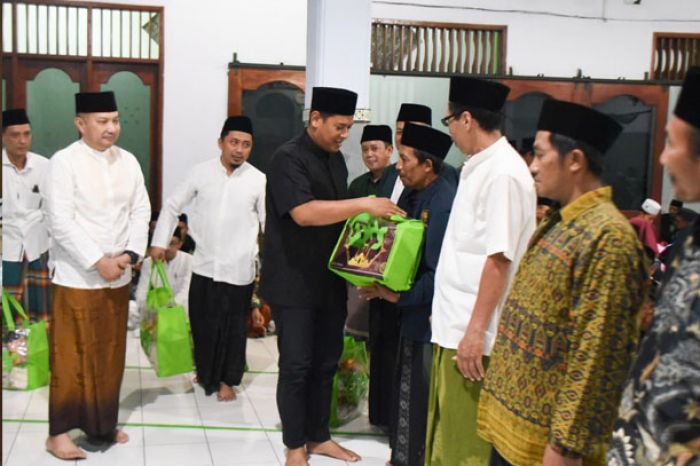 Wali Kota dan Kapolres Serahkan Bingkisan pada Peringatan Nuzulul Quran PCNU Kota Kediri