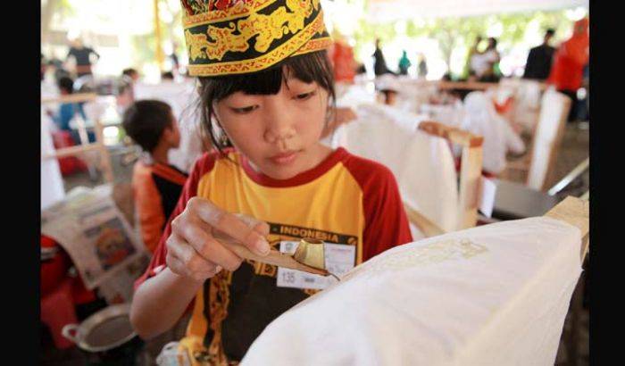 Ciptakan Generasi Pembatik, Banyuwangi Gelar Lomba Mencanting Siswa SD