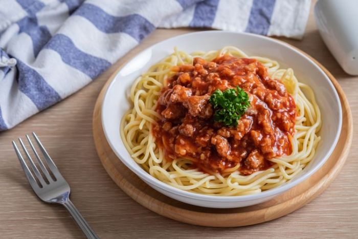 Resep Spaghetti Bolognese Saus Tomat