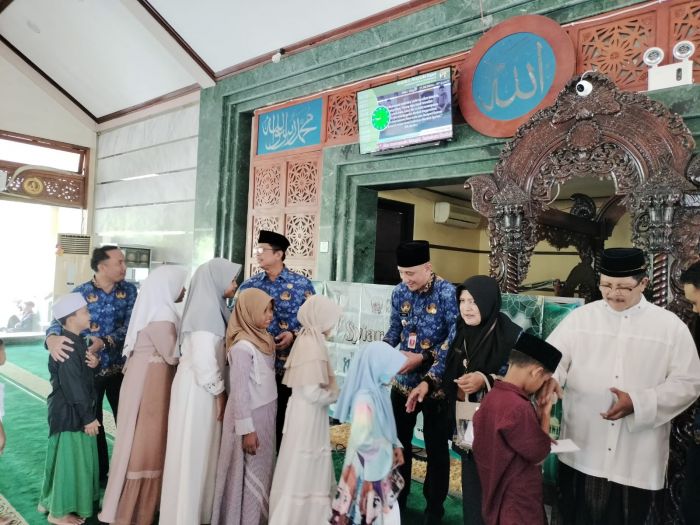 Peringati 10 Muharram 1446 H, Pemkab Bangkalan Santuni Ratusan Anak Yatim dan Disabilitas