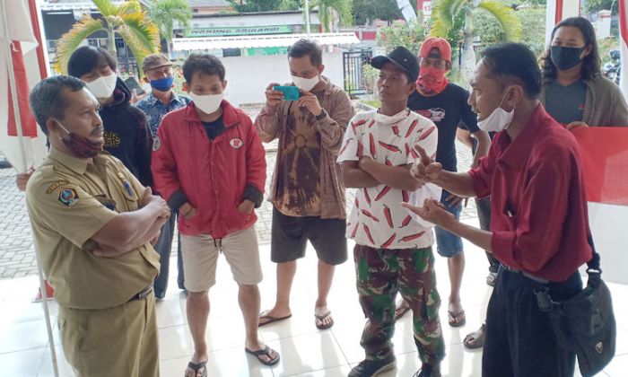 Anggap BST Salah Sasaran, Warga Tuntut Lurah Tawangsari Blitar Mengundurkan Diri