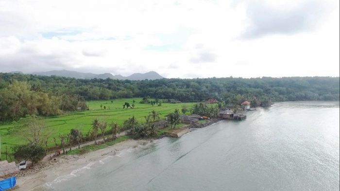 11 Pantai Terindah di Gresik yang Wajib Dikunjungi Saat Liburan