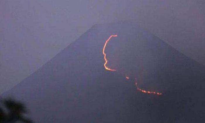 Api di Gunung Penanggungan Akhirnya Dipadamkan