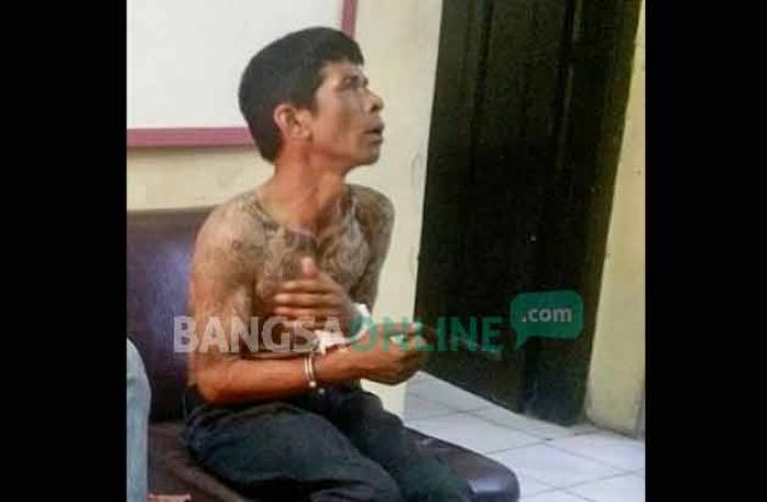 Copet Bertato di PGS Ditangkap Warga