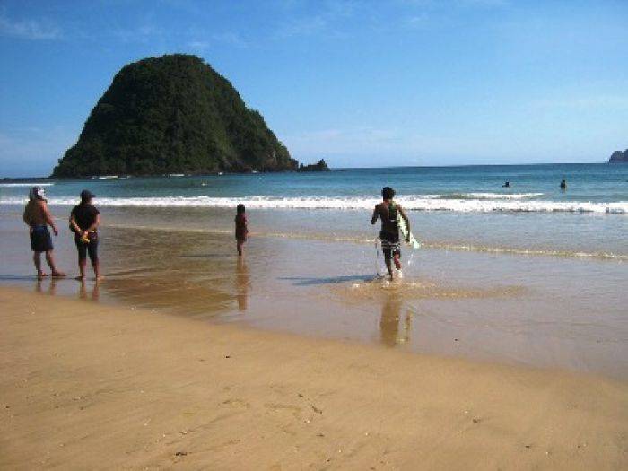 Pulau Merah Banyuwangi, Pantainya masih Asri