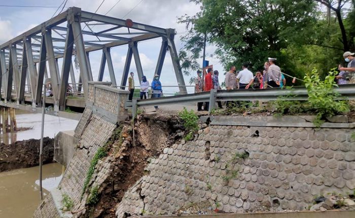 Longsor, Jembatan Glendeng Penghubung Bojonegoro-Tuban Mengkhawatirkan