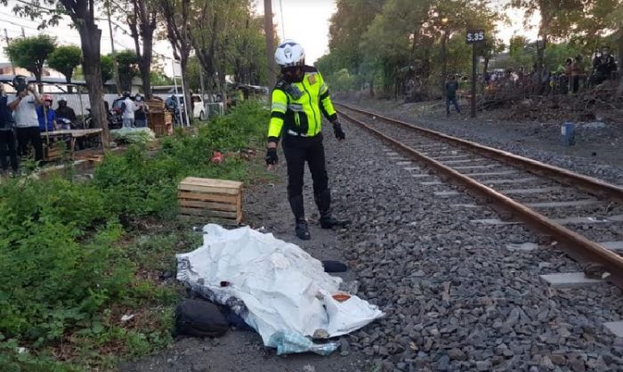 Disenggol Kereta Api, Warga Sidoarjo Tewas