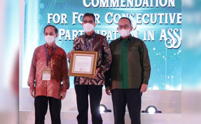 Bank Jatim Raih Penghargaan Gold Rank ASRRAT 2021