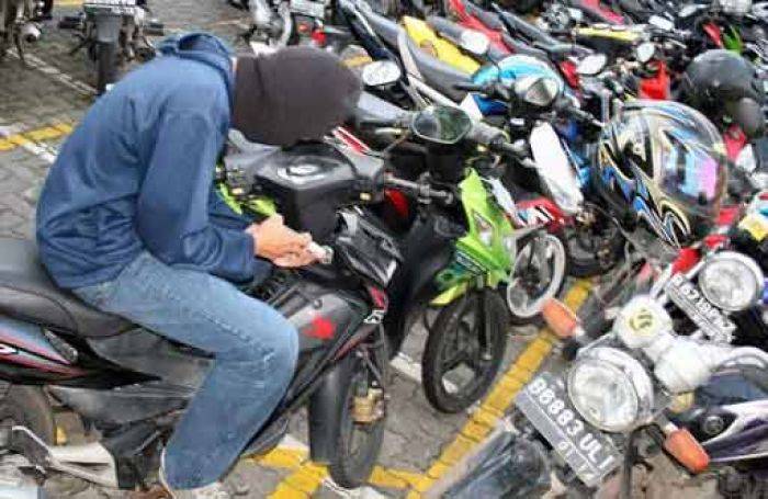 Maling Motor Incar Kos-kosan, Langsung Sikat 5 Motor di 1 Tempat