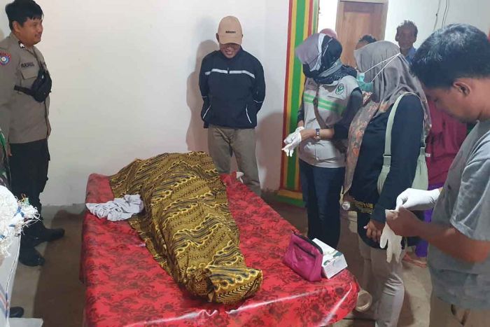 Diteror Pinjol, Pelajar SMK di Tuban Gantung Diri