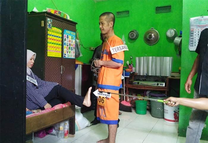 Pembunuhan Istri oleh Suami Menggunakan Martil Direkonstruksi, Pelaku Peragakan 17 Adegan