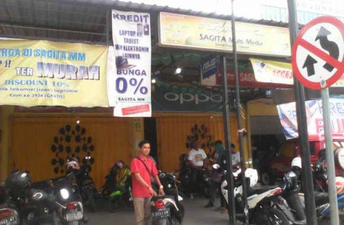 Alamak! ‘Sagita’ Diobok-obok, Maling Gondol Ratusan Ponsel