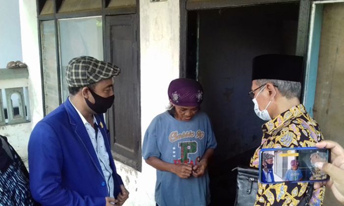 Merasa Prihatin, ​Anggota DPRD Jatim Bantu Gakin di Kota Probolinggo