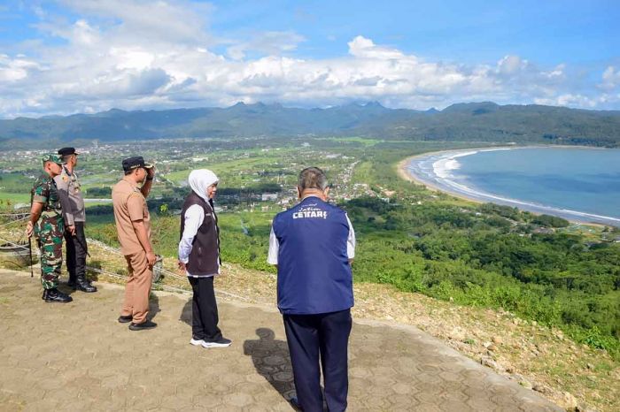 Gubernur Khofifah Sebut Sentono Gentong Pacitan Bagaikan Orkestra Semesta Alam