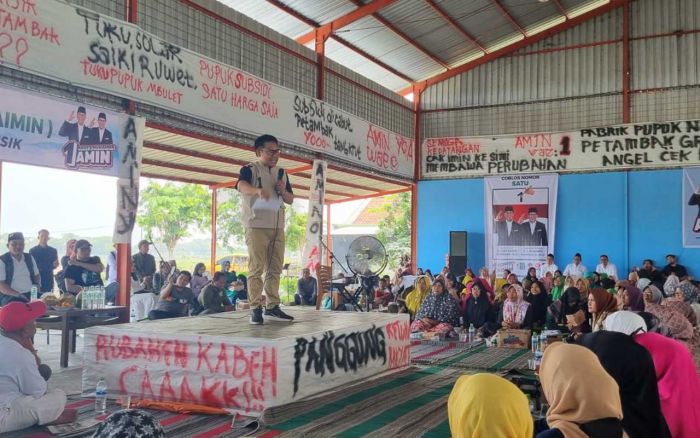 Hadiri Rembug Rakyat Bersama Petani Gresik, Cak Imin Disambati Kelangkaan Pupuk