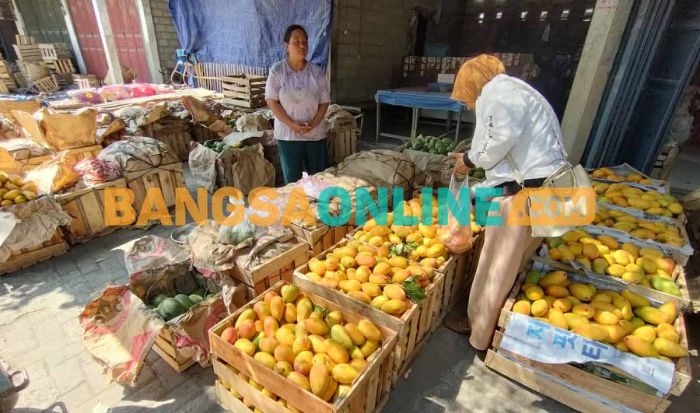 Terdampak Tol Kediri-Tulungagung, Pedagang Pasar Grosir Buah Banyakan Pasrah