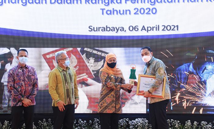 Eri Cahyadi Raih Penghargaan Pembina K3 Tingkat Jatim 2020