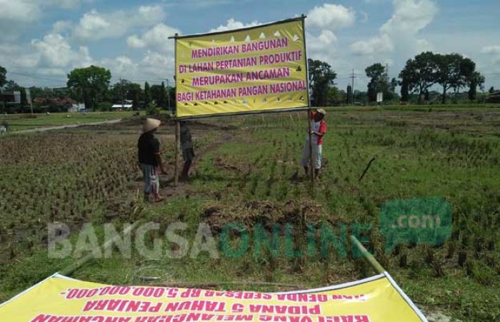 Warga Tanggung, Kota Blitar Ngotot Lawan Pembangunan SMP Negeri 3