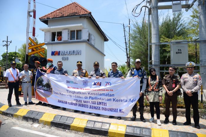 ​Tindak Pelanggar Perlintasan KA, Polres Madiun Kota dan PT KAI Adakan Rakor Sosialisasi