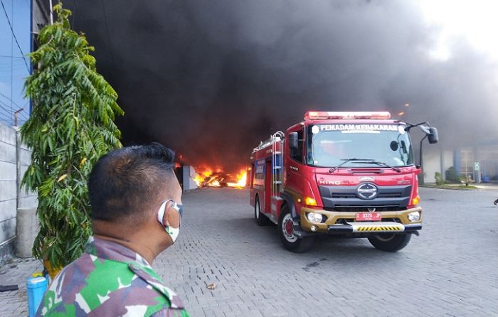 ​Pabrik Spare Part Motor di Lamongan Terbakar