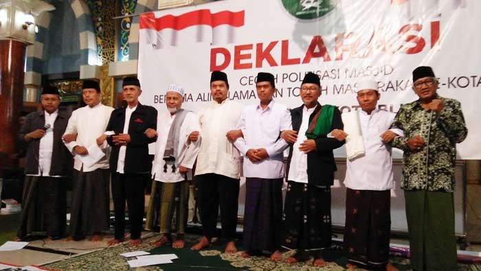 ​Takmir Masjid se-Kota Blitar: Stop Politisasi Masjid!