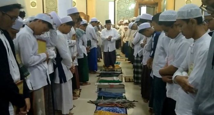 Sepulang dari Muktamar NU, Ini yang Dilakukan Kiai Asep Saifuddin Chalim