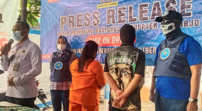 Nekat Edarkan Sabu, Dua Pengangguran Dibekuk BNN Sidoarjo, Satu Remaja di Bawah Umur