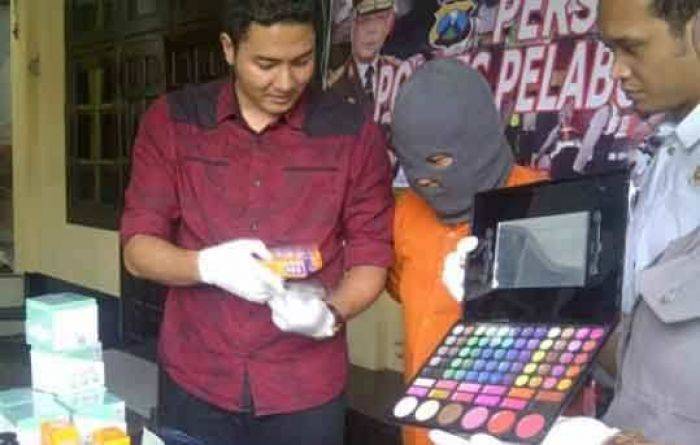 Polisi Bekuk Penjual Kosmetik Ilegal di Surabaya