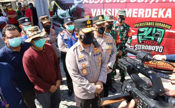 Kapolda Jatim Cek Efektivitas Mobil Respons Cepat Vaksinasi