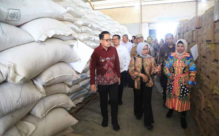 Pj Gubernur Jatim Luncurkan Korporasi Petani di Jombang