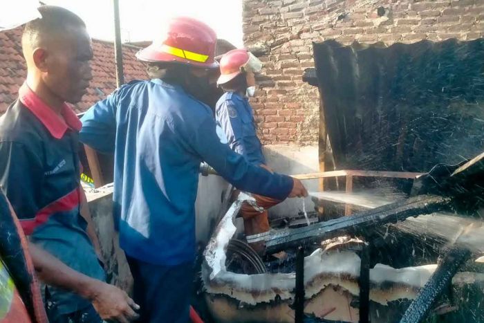 Dapur Milik Warga Wedoro Sidoarjo Ludes Terbakar