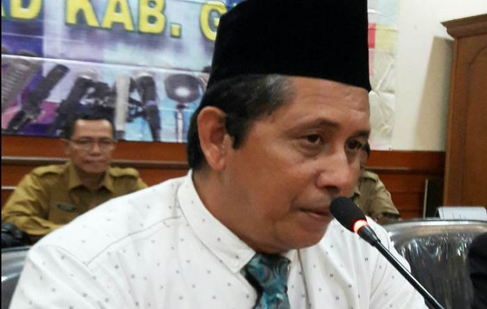 Penting Atasi Banjir Ketimbang Islamic Center