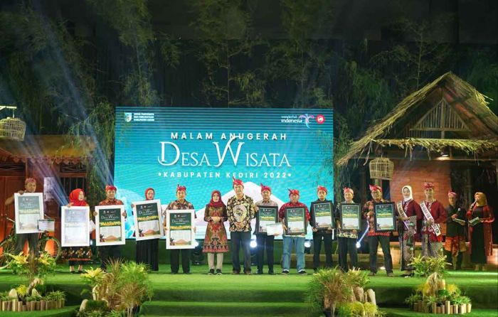 Bupati Kediri Dorong Peningkatan Potensi Desa dengan Penghargaan ini