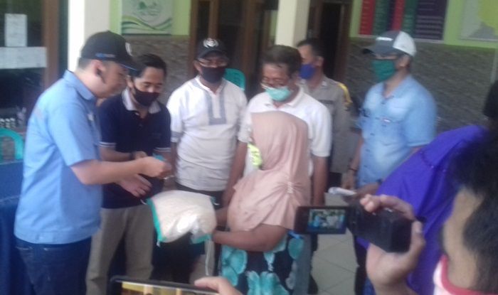 Peduli Dampak Covid-19, BJB Probolinggo Bantu Beras dan Ribuan Masker