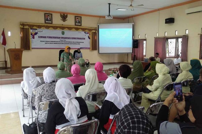 Bakesbangpol Trenggalek Gelar Seminar Pemberdayaan Organisasi Kemasyarakatan