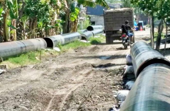 Bupati Gresik Enggan Teken IMB Proyek Pemasangan Pipa Pertamina Gas?