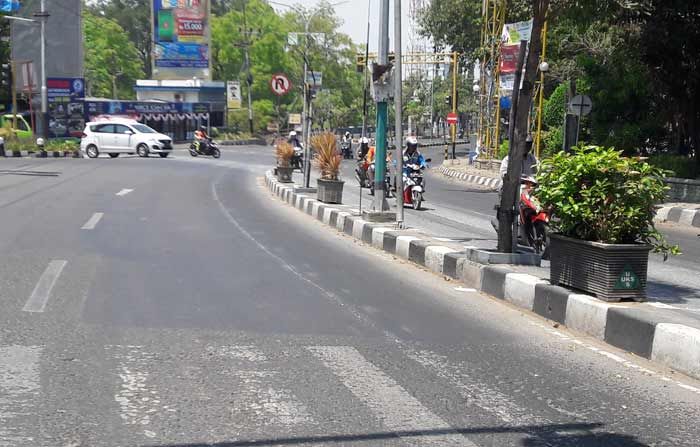 Anggaran Perawatan Naik, Bunga di Taman Kota Gresik Banyak yang Mati