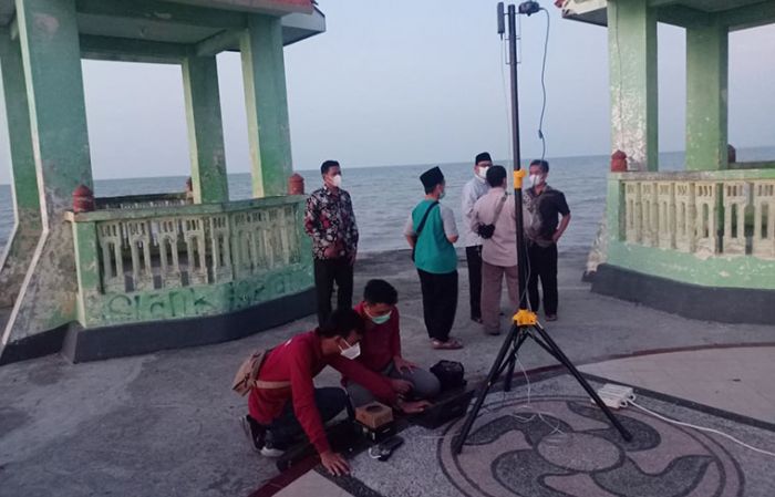 Tentukan Waktu Shalat, Tim Gabungan Kemenag Jatim Observasi di Tuban